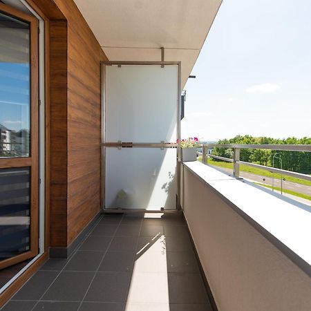 3 Bedrooms Premium Bella Blue For 8 Guests With Ac And Free Out Side Parking Rzeszow Dış mekan fotoğraf