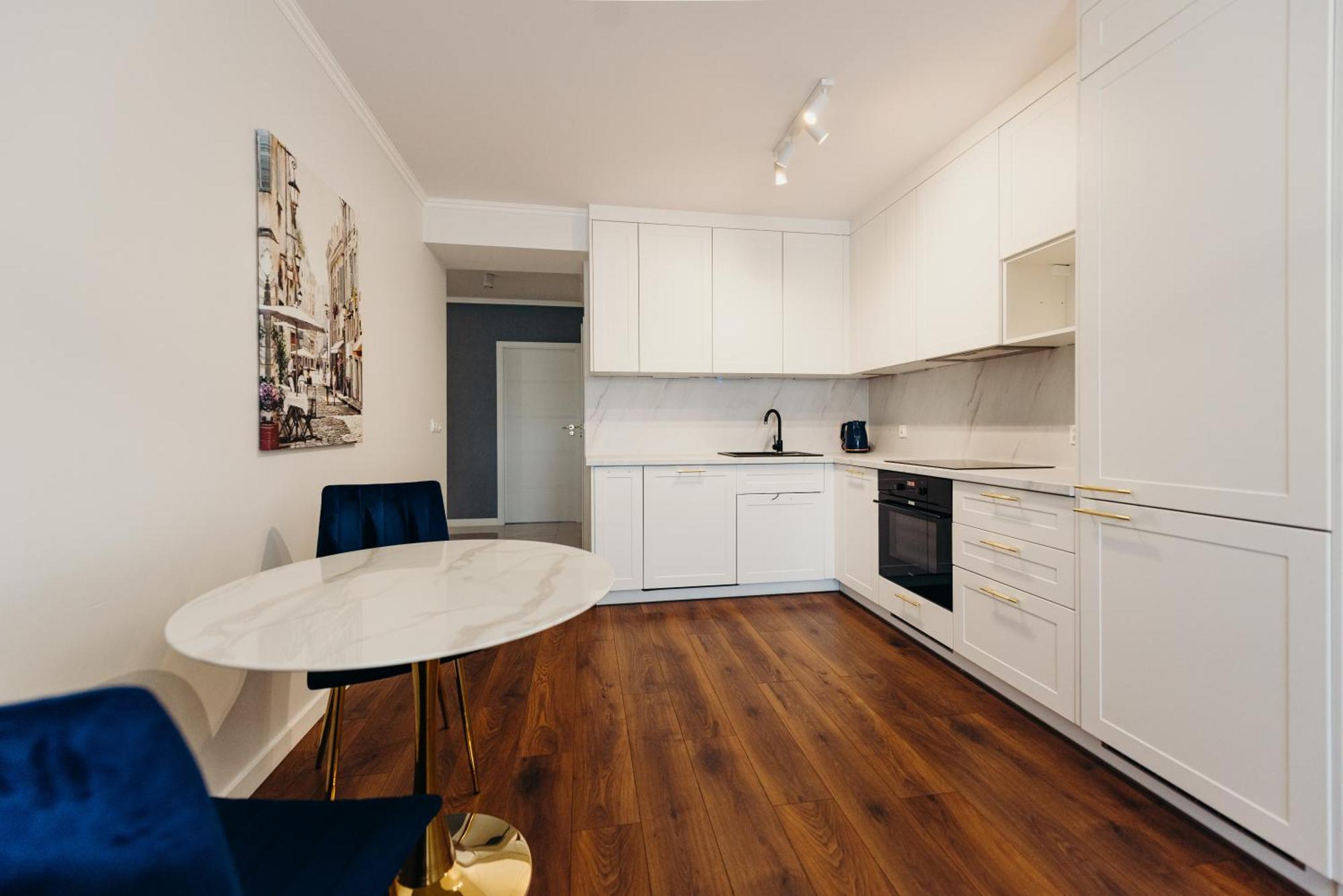 3 Bedrooms Premium Bella Blue For 8 Guests With Ac And Free Out Side Parking Rzeszow Dış mekan fotoğraf