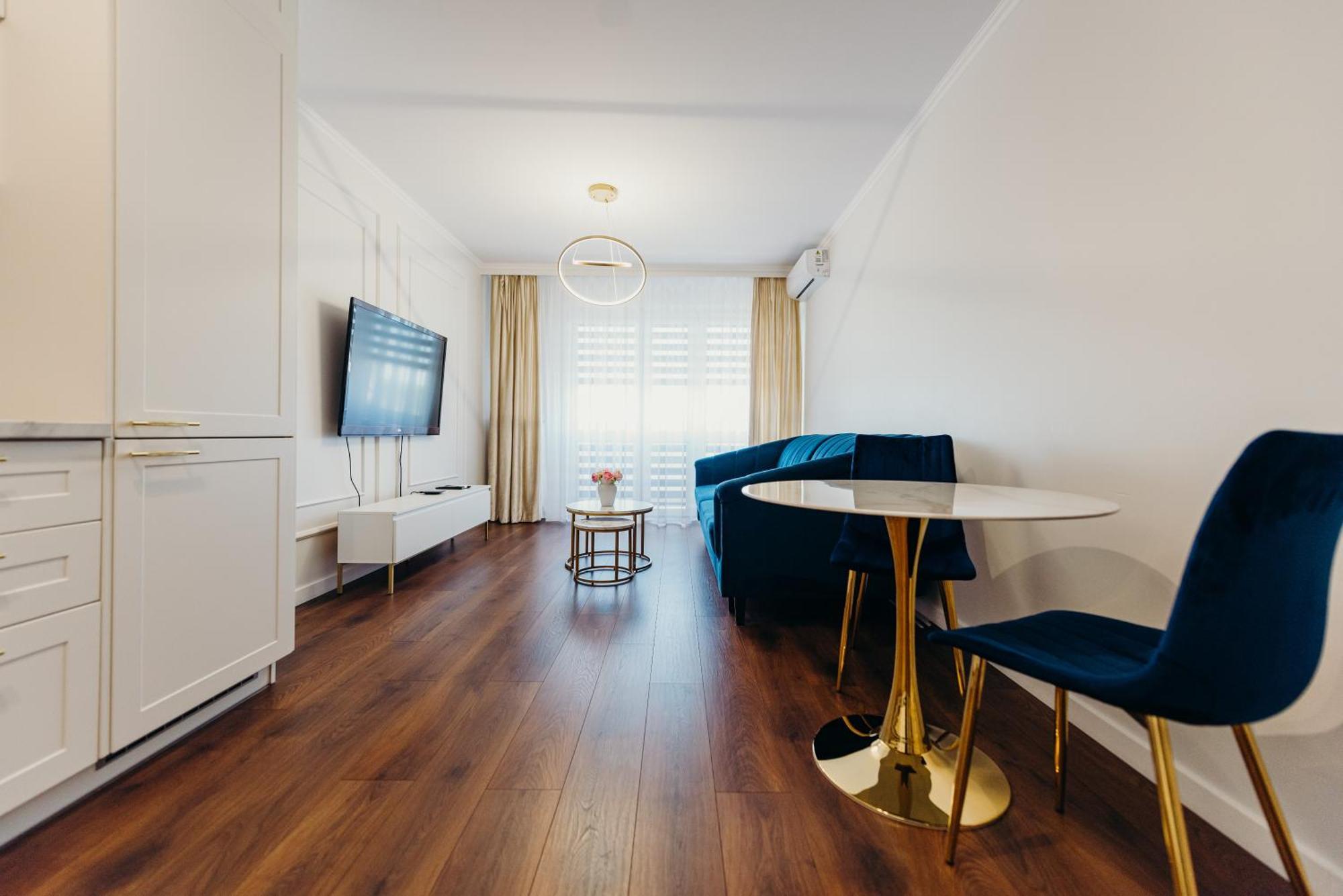 3 Bedrooms Premium Bella Blue For 8 Guests With Ac And Free Out Side Parking Rzeszow Dış mekan fotoğraf